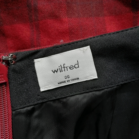 WILFRED New Wrap Front Skirt Red Plaid Academia Seasonal 00 Aritzia - Picture 5 of 7